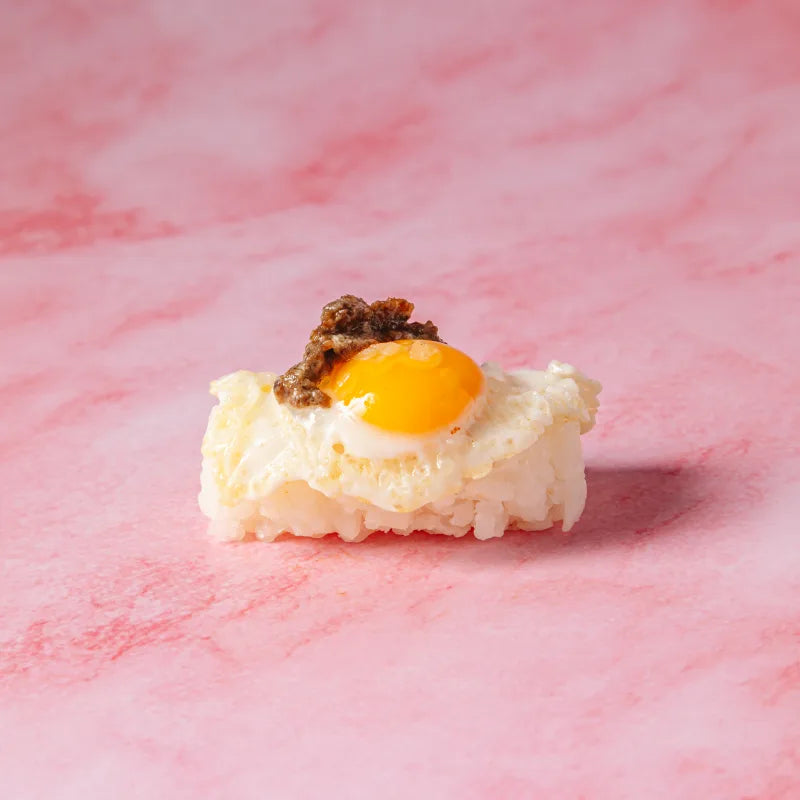 Nigiri Huevo de Codorniz con Trufa